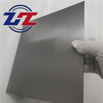 Plat aloi titanium zirkonium